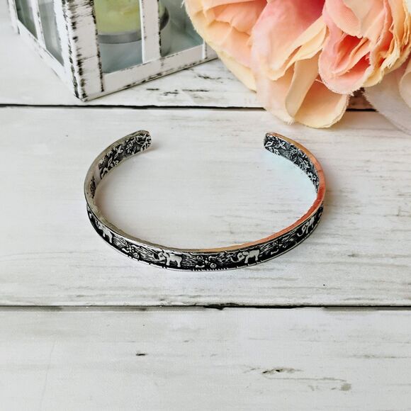New Elephant Silver Tone Cuff Bracelet Funky, Eclectic, Boho, Chic, Safari - Picture 2 of 4